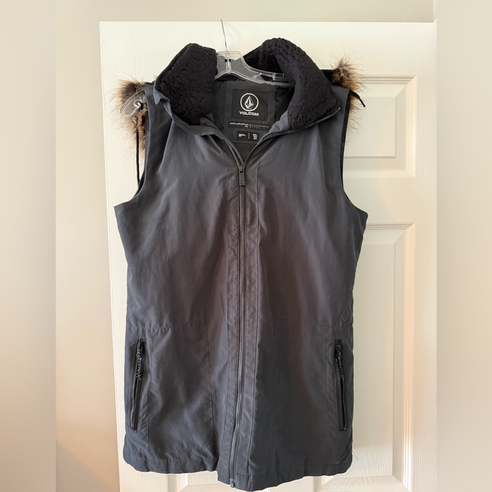 Volcom Black Water Repellent Vest